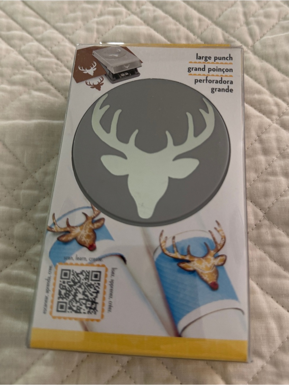 Deer Paper Craft Punch - Picture 3 of 8